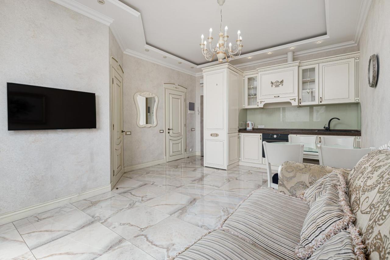 Greek Street Deluxe Apartment Одеса Екстериор снимка