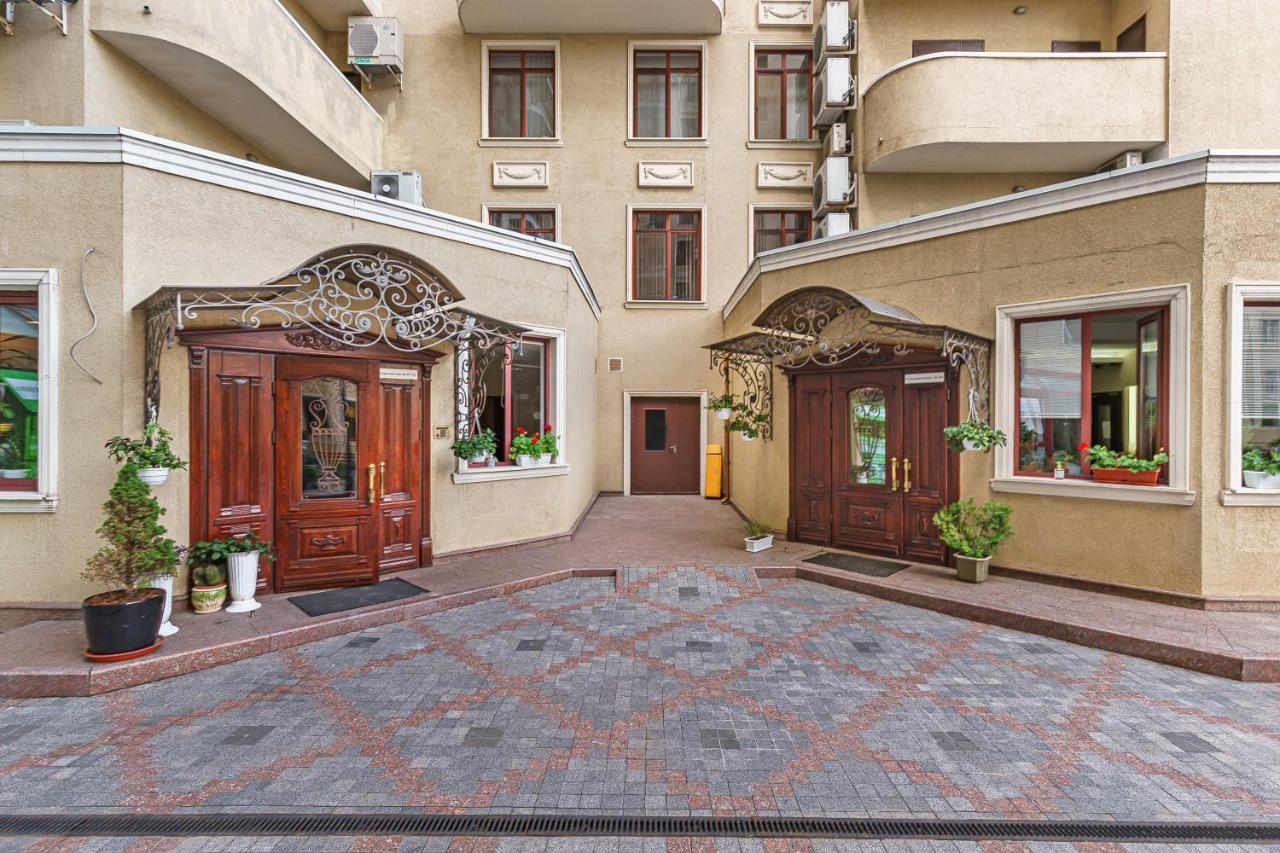 Greek Street Deluxe Apartment Одеса Екстериор снимка